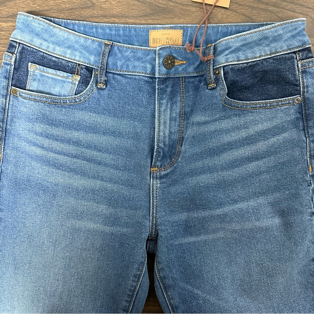 🔥SOLD🔥Driftwood Classic Fit Cleo Patchwork High Rise Flare Jeans Raw Hem - Picture 8 of 15